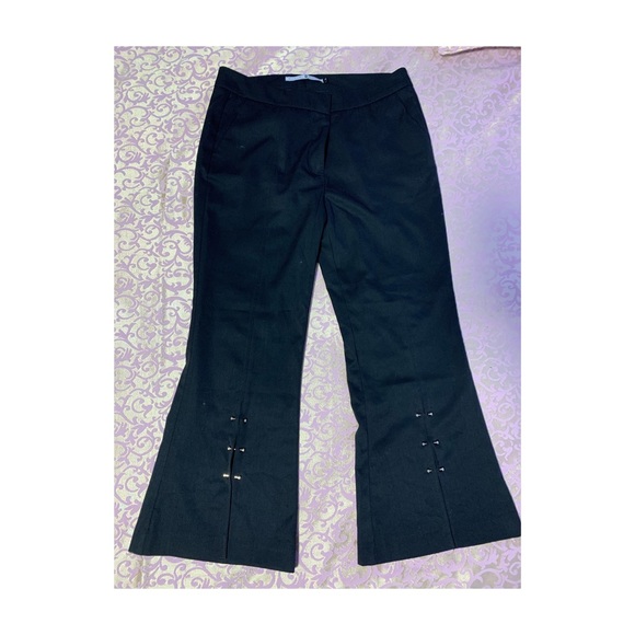 Wide black pants- side pockets and gold brooches - Picture 1 of 5